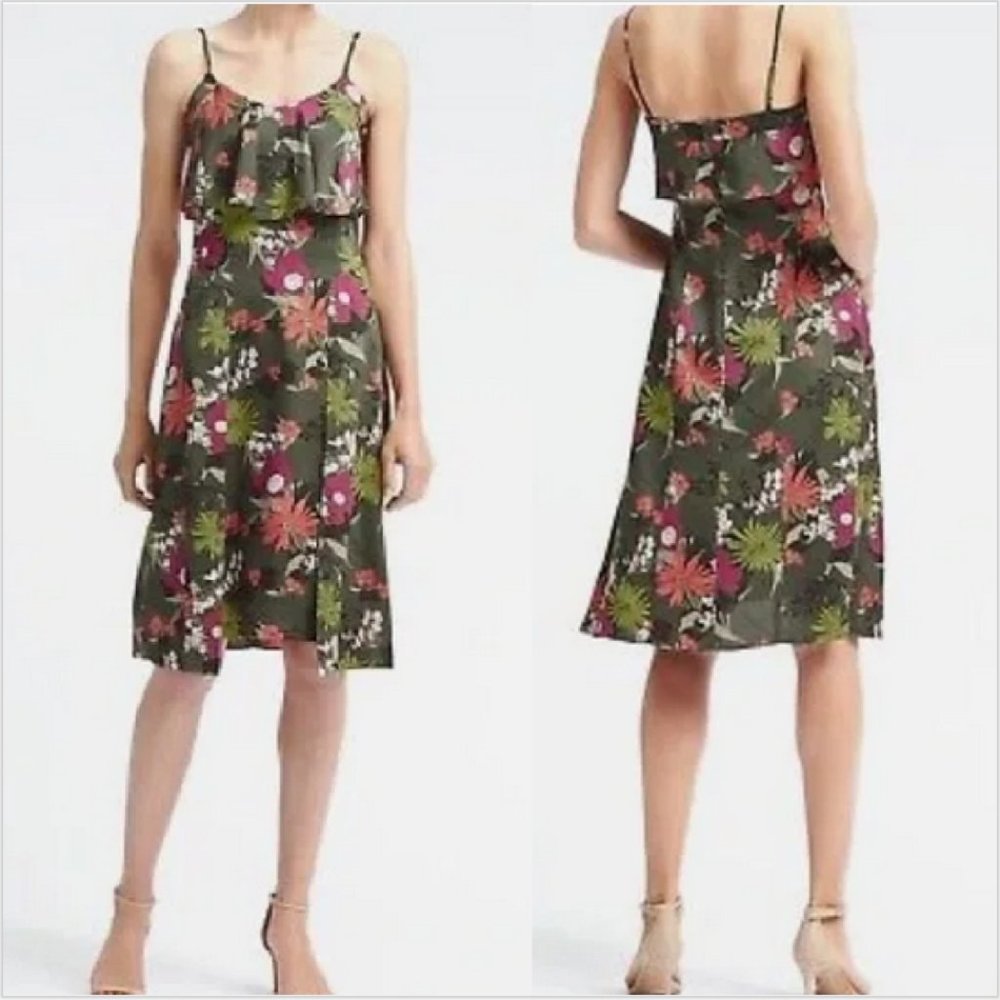 🍌Banana Republic Sleeveless Olive Green Tropical Print  Dress🍌